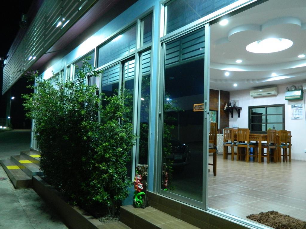 Garden Place Фечабун Екстериор снимка